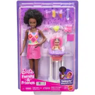 Bábika Barbie v ružových šatách, herná súprava opatrovateľky detí – Mattel