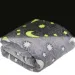 Buddy&amp;Barney: Svietiaca deka s galaxiou vzorom 152x127 cm