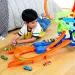 Hot Wheels Stunt Tracks: Zrážka vo vzduchu dráhová súprava s autíčkom – Mattel
