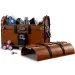 LEGO® Streda: Izého obydlie (76785)